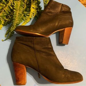 Cole Haan  ankle boots black leather
